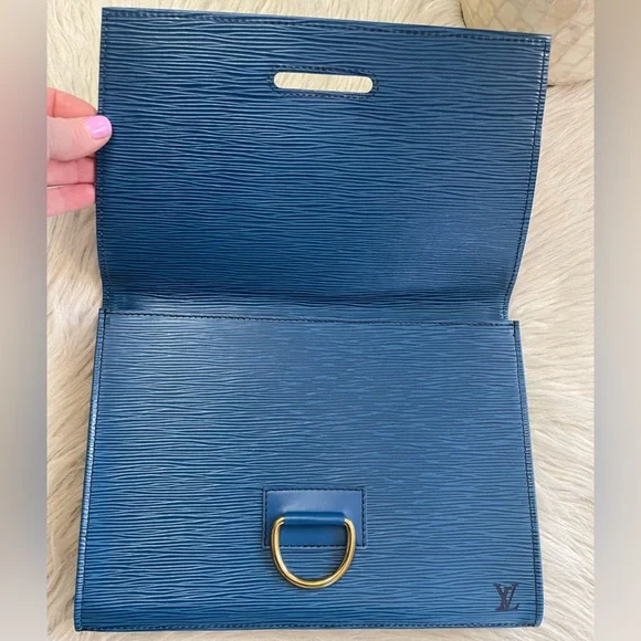 Authentic LOUIS VUITTON Clutch Bag Jena Blue Epi - Picture 2 of 12